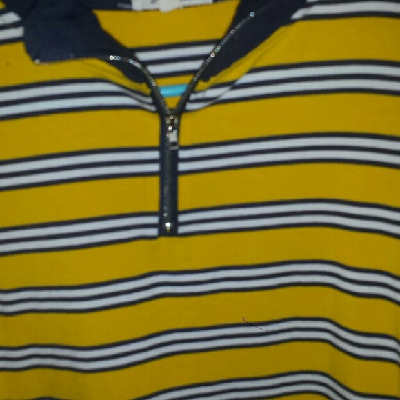 long selves, crop top - Picture 3 of 3